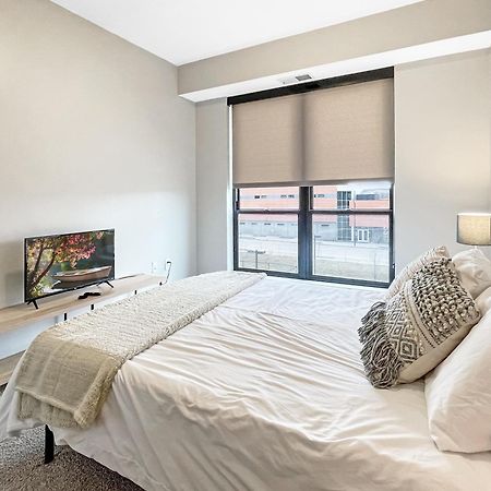 Apartmán Large Downtown 2Br -Hot Tub-Downtown! Des Moines Exteriér fotografie