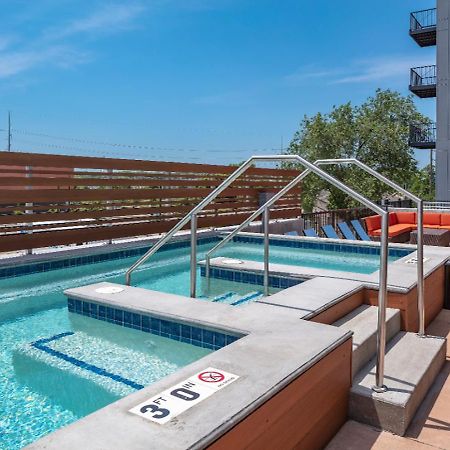 Apartmán Large Downtown 2Br -Hot Tub-Downtown! Des Moines Exteriér fotografie