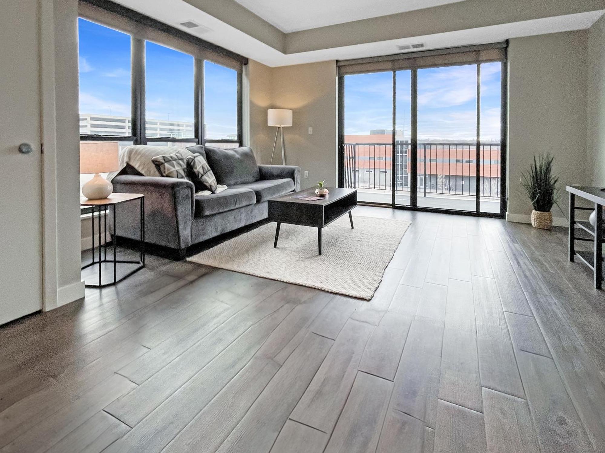 Apartmán Large Downtown 2Br -Hot Tub-Downtown! Des Moines Exteriér fotografie